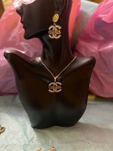 Necklace & Earrings set